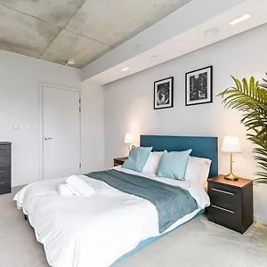Khayat Homes - The Curve - One Bed , London United Kingdom