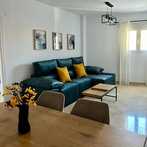 https://apartamento-alto-castillo-centro-histrico-con-garaje-y-wifi.es-andalucia.com