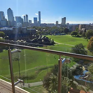 Cozy Double With Large En Near Canary Wharf With Amazing Views In A Shared , London United Kingdom