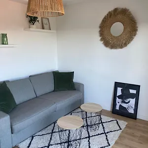  Appartement Parking Prive Balcon Cafe